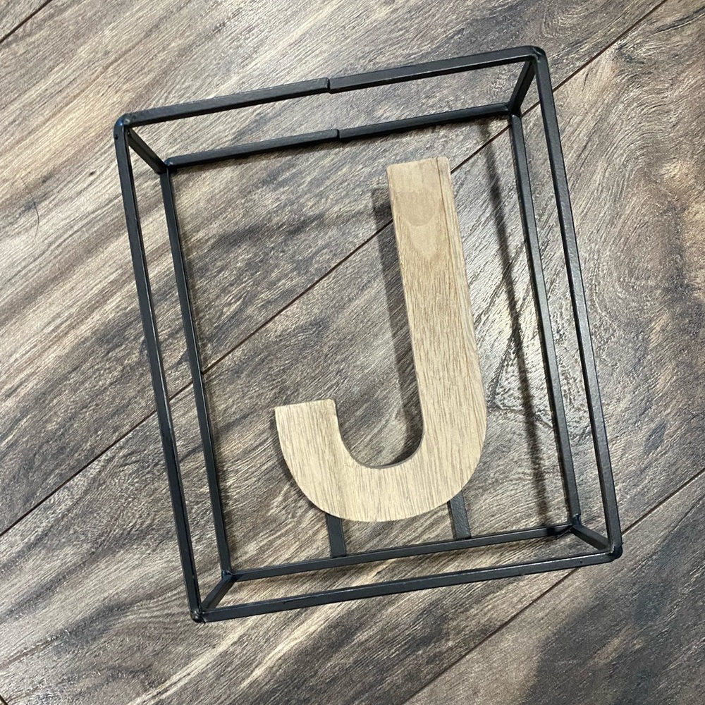 J Decor